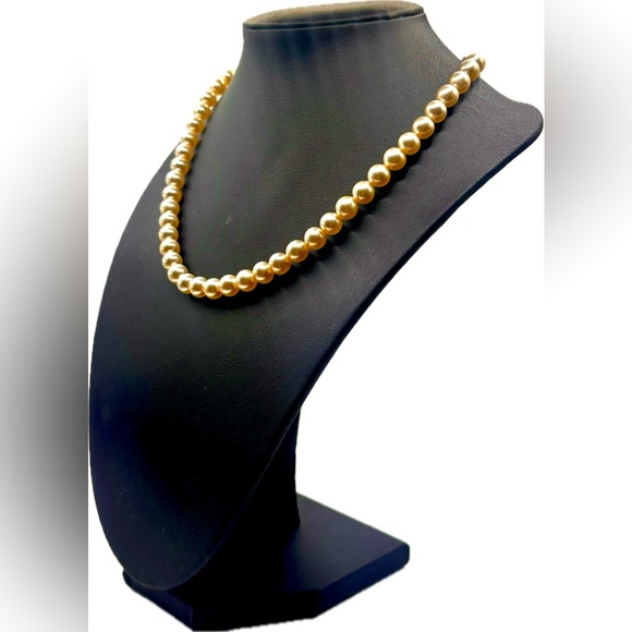 Beautiful Antique/Vintage Pearl Necklace-Preowned-Made in Japan, Silver Hardware - Picture 3 of 7